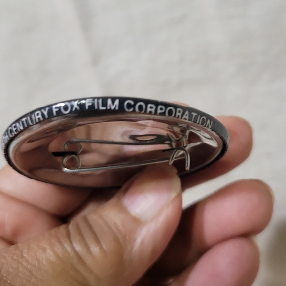 Vintage 1989 The Fly II Movie Pinback Button twentieth Century Fox - Picture 3 of 4